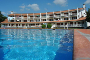 Residence Selenis bilocale vista piscina
